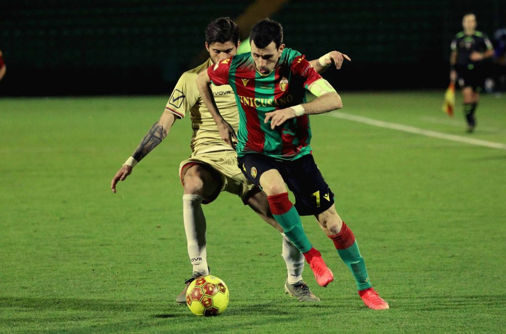 TERNANA IRRESISTIBILE, LA CASERTANA RESISTE 27 MINUTI!