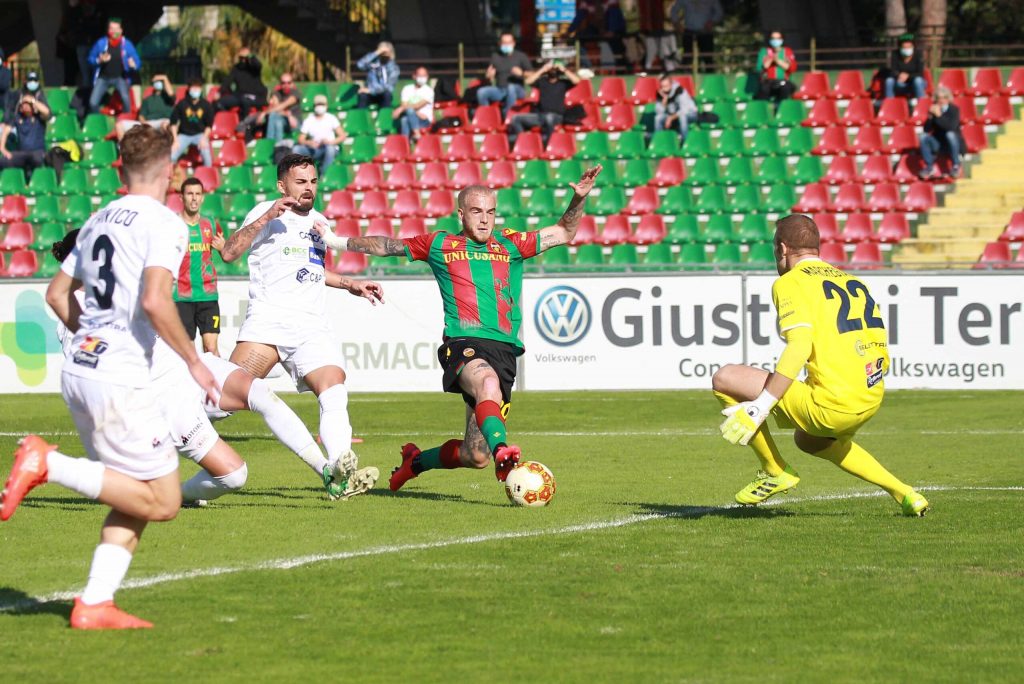 FOGGIA-TERNANA, LE PAGELLE