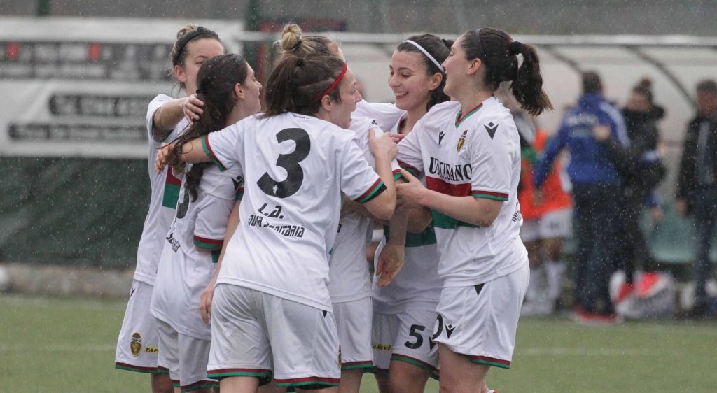 CALCIO FEMMINILE, UNA TERNANA CORAGGIOSA DEVE ARRENDERSI AL PALERMO