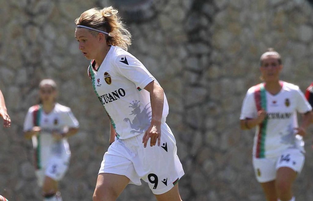 Ternana femminile, c’era un rigore netto a favore della Ternana contro il Genoa! VIDEO