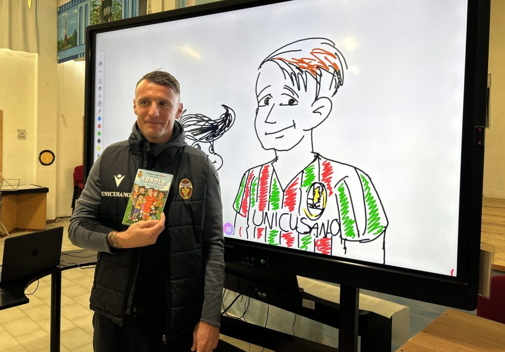 TERNANA, “Arnold, gli scaldapanchina”, ragazzi entusiasti alla presentazione-VIDEO