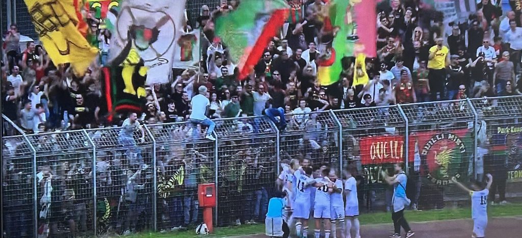 IL TIFO ROSSOVERDE  SI FARÀ SENTIRE ANCHE A CAMPOBASSO