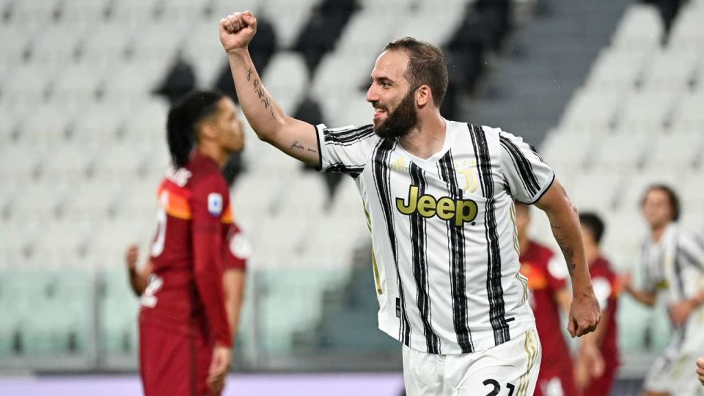 Pipa, riallaccia gli scarpini: Higuain torna a giocare | C’è già l’annuncio UFFICIALE del club