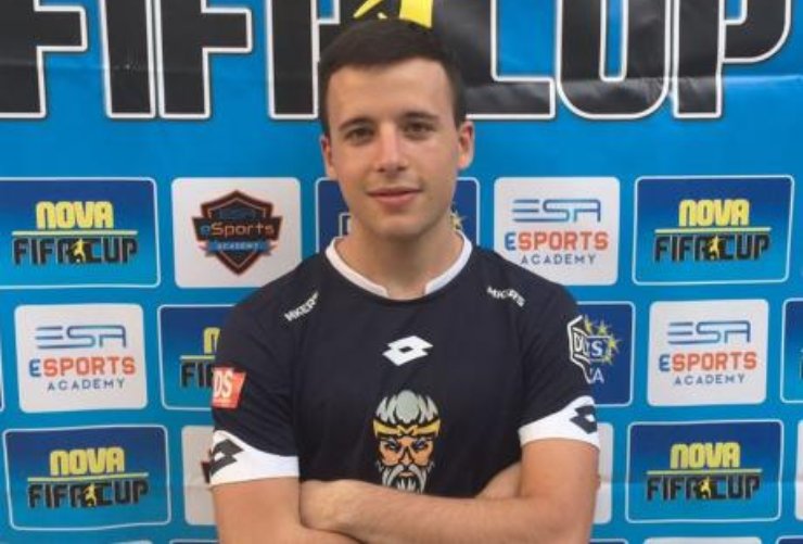 Daniele Paolucci pro player di FIFA