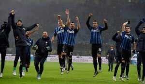L'Inter festeggia una vittoria - Foto Lapresse - Ternanatime.com