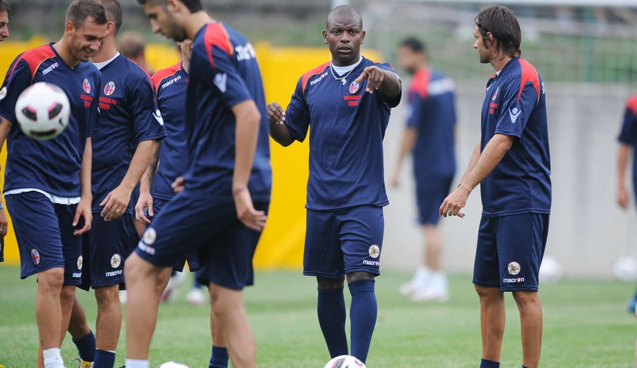 L'ex giocatore del Bologna in allenamento - Foto Lapresse - Ternanatime.com