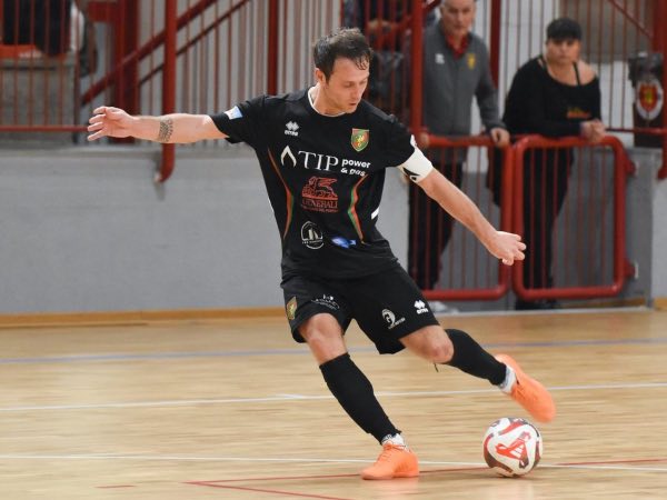 TIP TERNANA FUTSAL, SI FA DURA LA STRADA PER LA SALVEZZA
