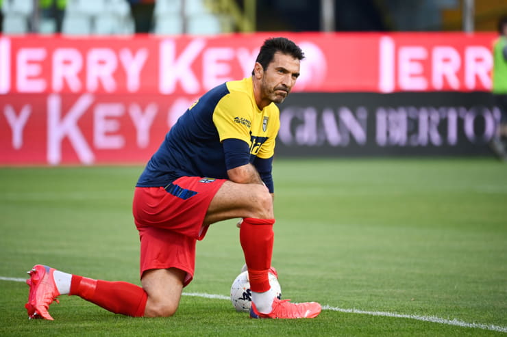 Gianluigi Buffon con la maglia del Parma - Foto Lapresse - Ternanatime.com
